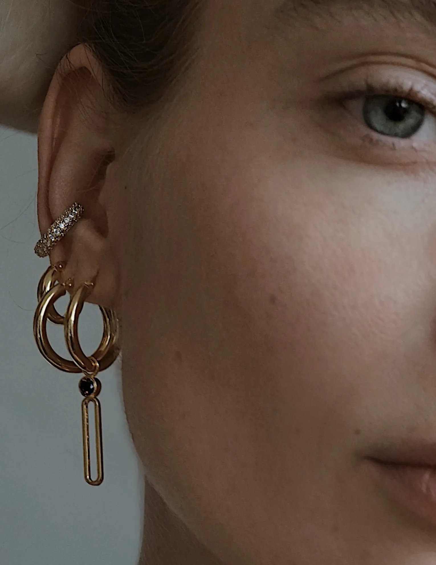 Leelah Hoop Earring <br> Gold Vermeil