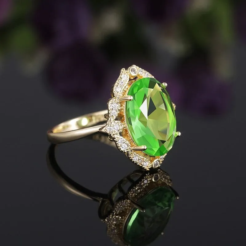 Unique Gorgeous Aesthetic Flower Design Peridot Ring